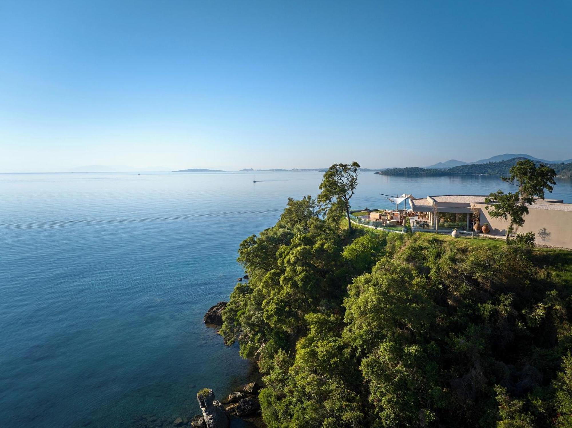 Отель Ikos Odisia Corfu  Экстерьер фото