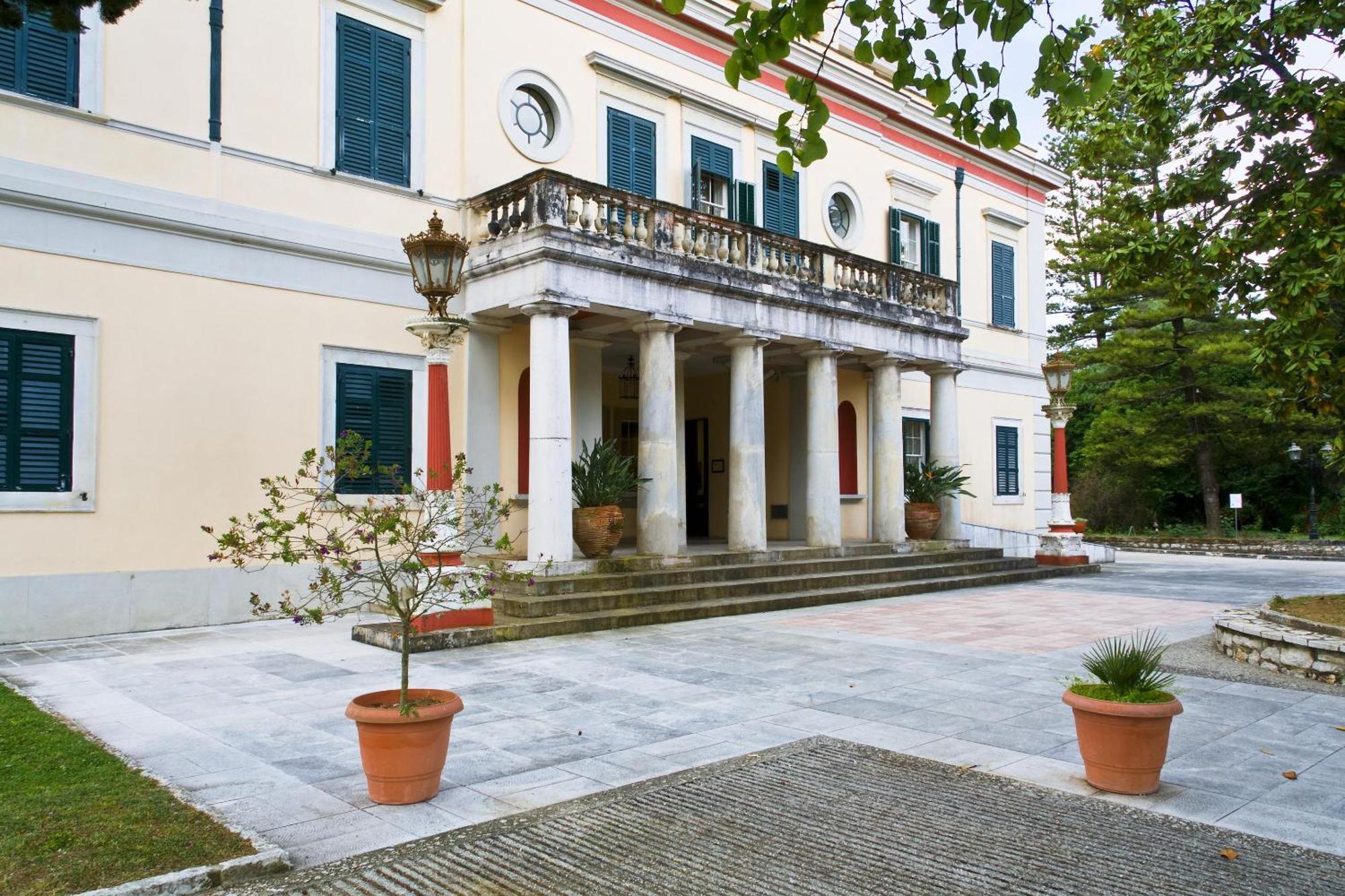 Отель Ikos Odisia Corfu  Экстерьер фото