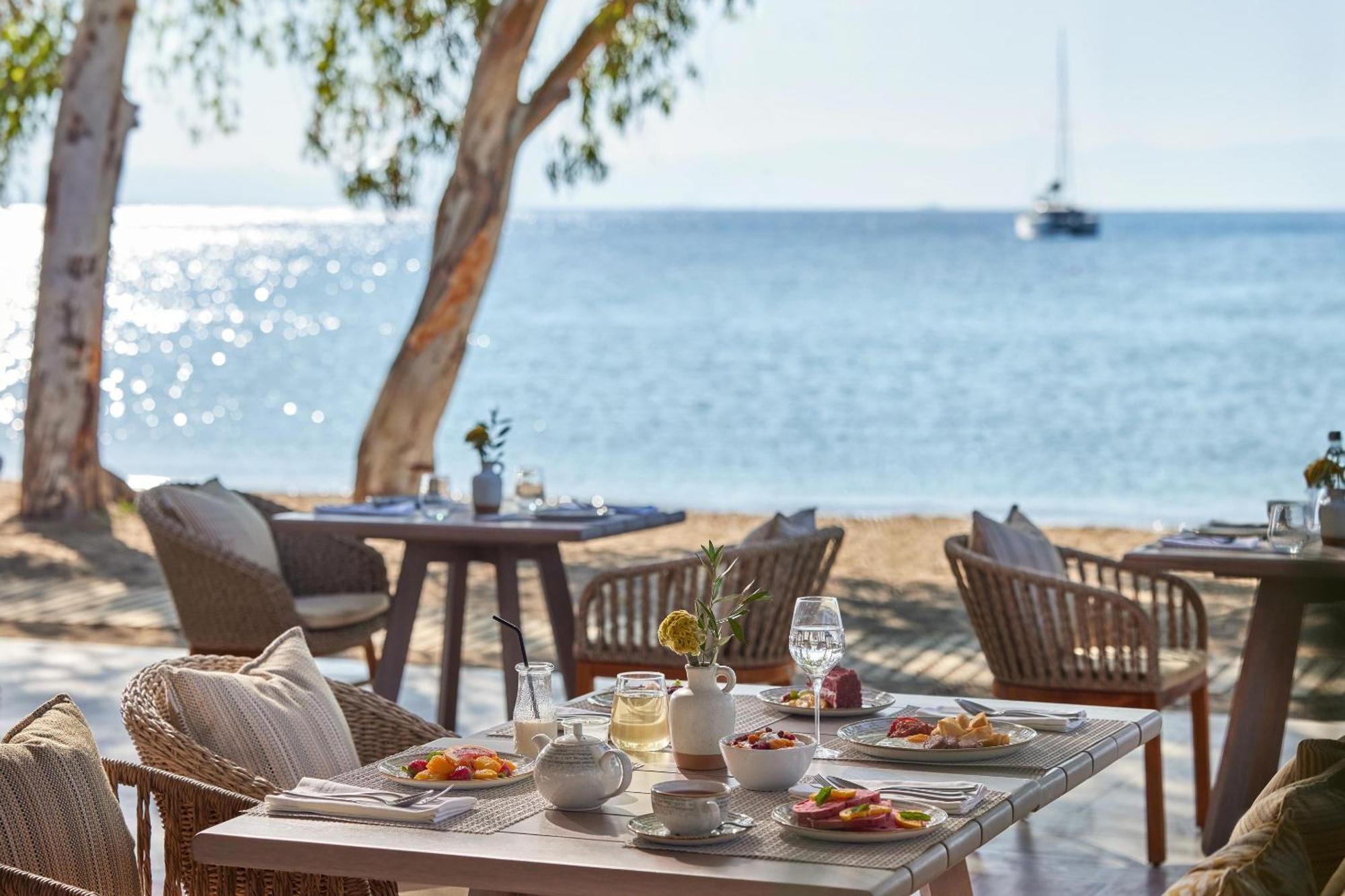 Отель Ikos Odisia Corfu  Экстерьер фото